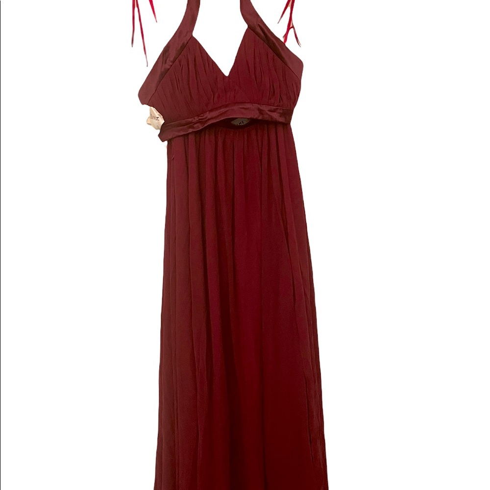 Fame and Partners 2 piece formal gown